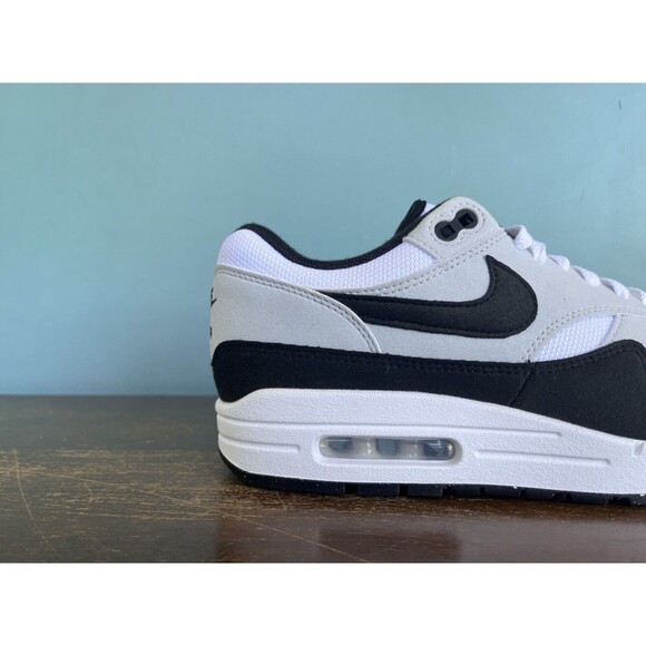 Nike Air Max 1 White/Black "Panda" Men's Size 8/Women's Size 9.5 FD9082-107 - Picture 4 of 11